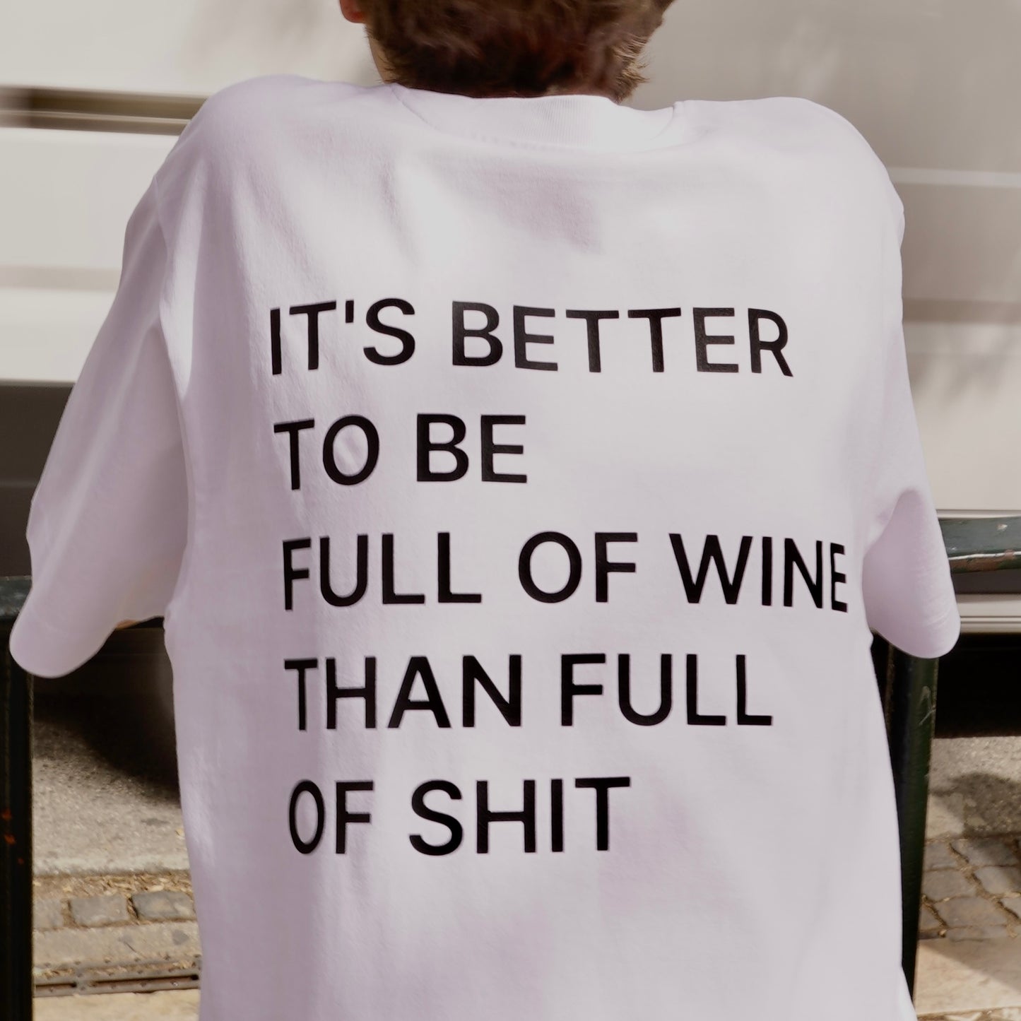 Camiseta É Melhor Estar Cheio De Vinho